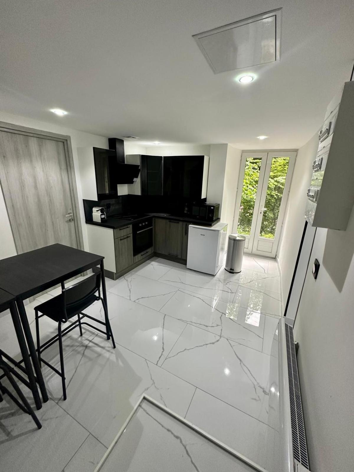 Suite Cosy Chic 圣克洛德 外观 照片